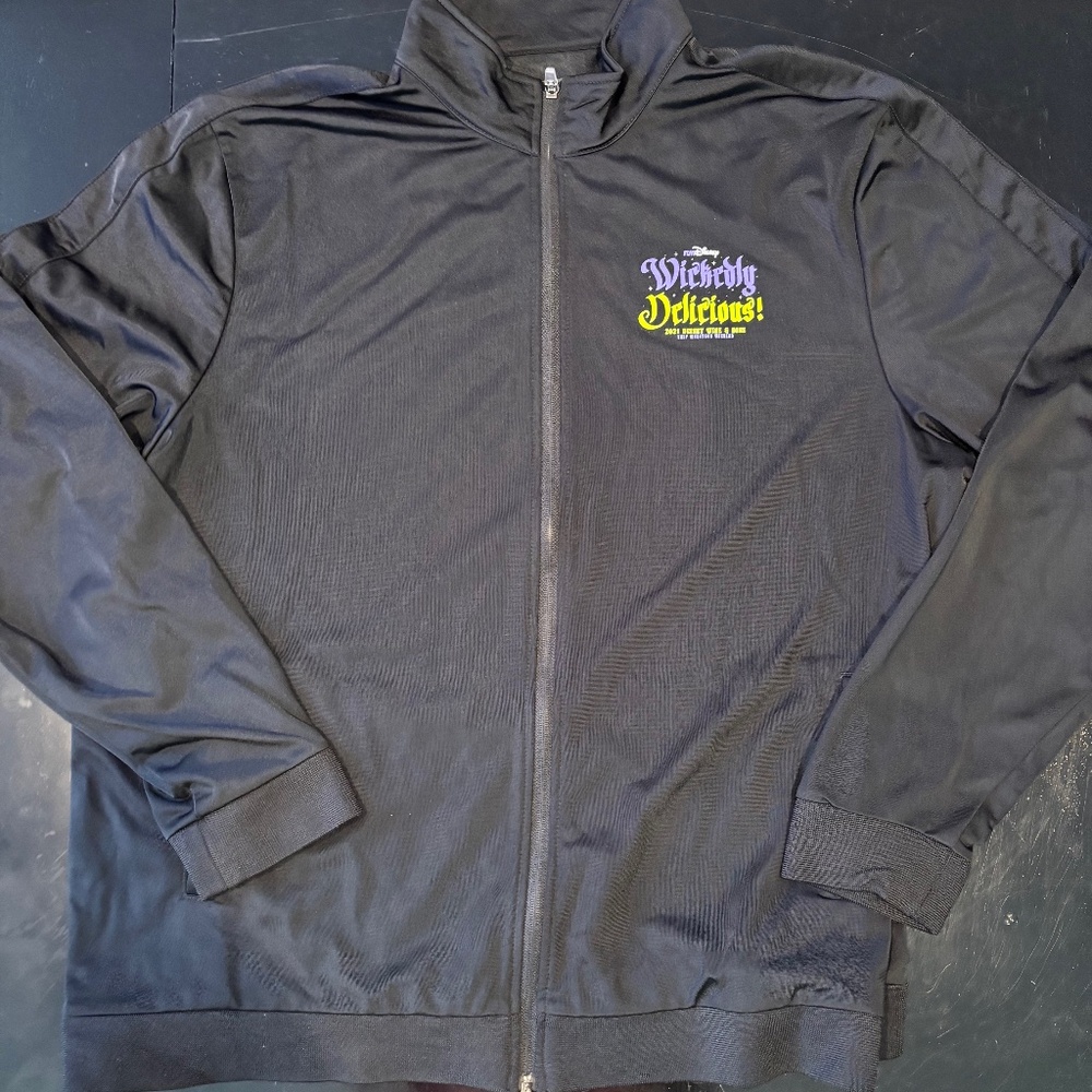 2021 RunDisney Wine & Dine Half Marathon Weekend Jacket Size XXL